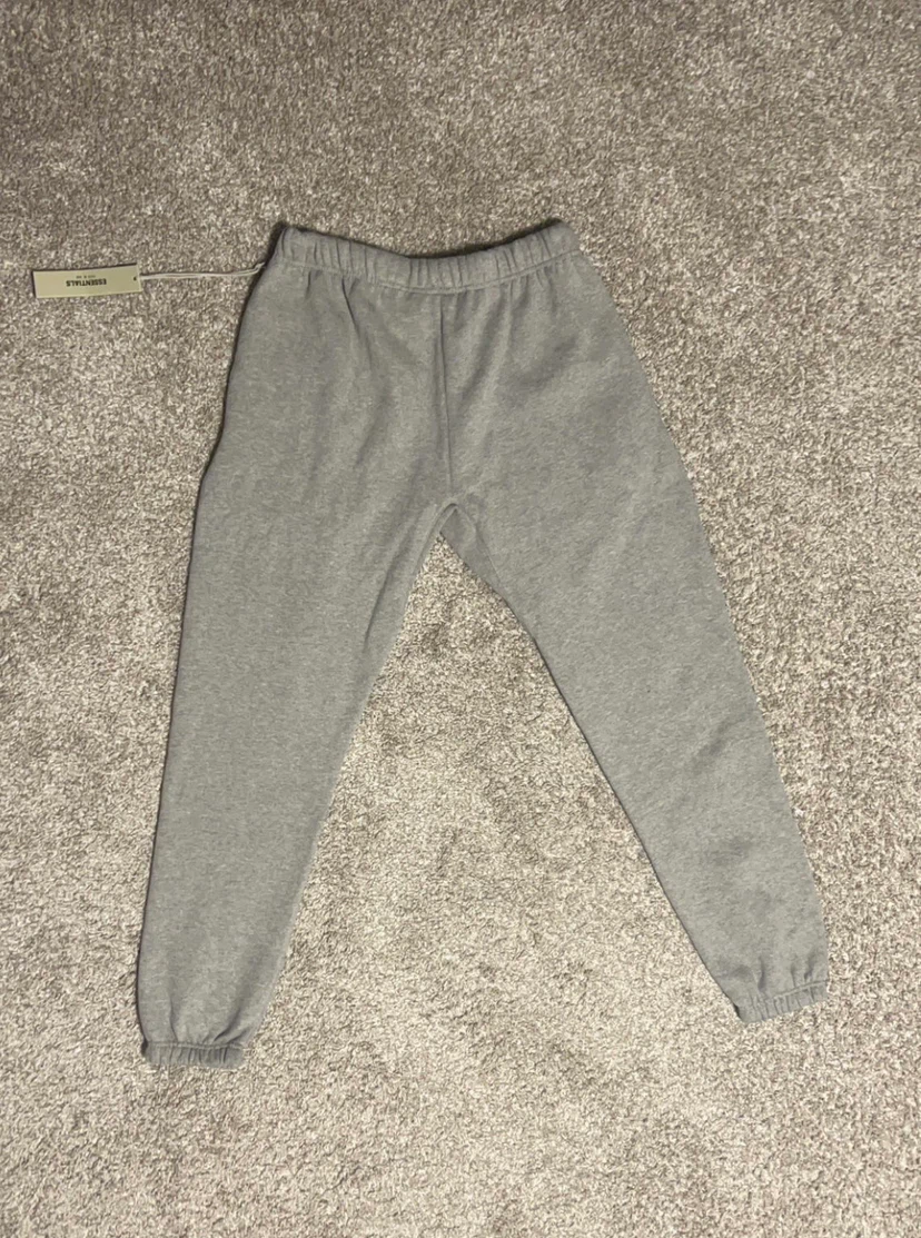 ESSENTIALS Fear of God Sweatpants - photo 5