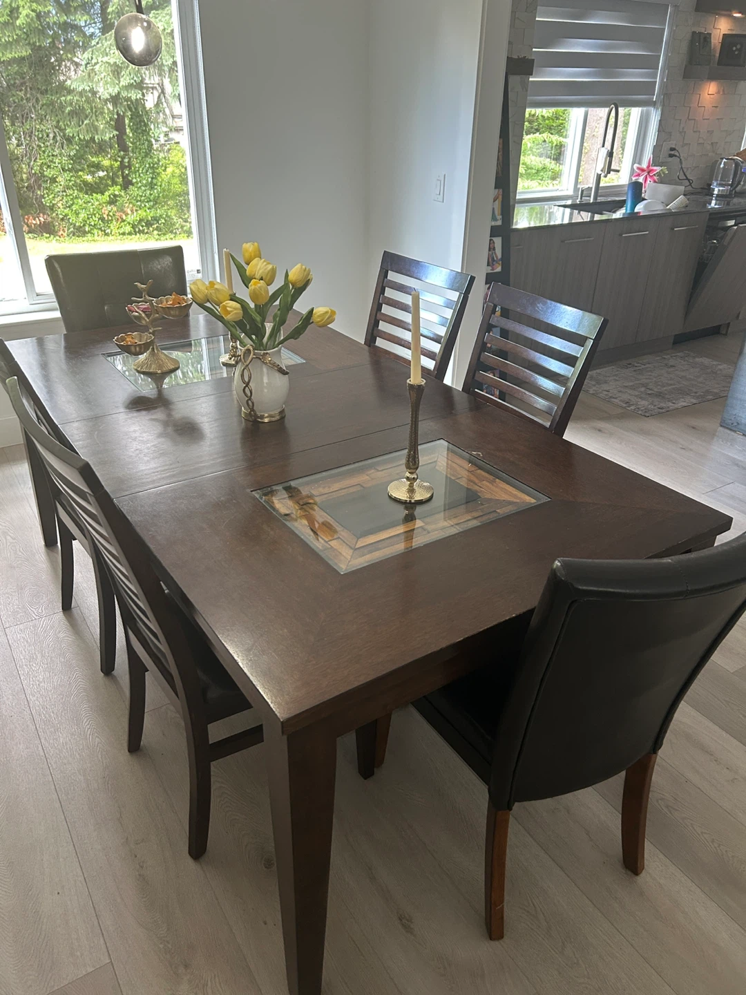 Stunning Extendable 7-Piece Dining Set + Matching Luxury Console