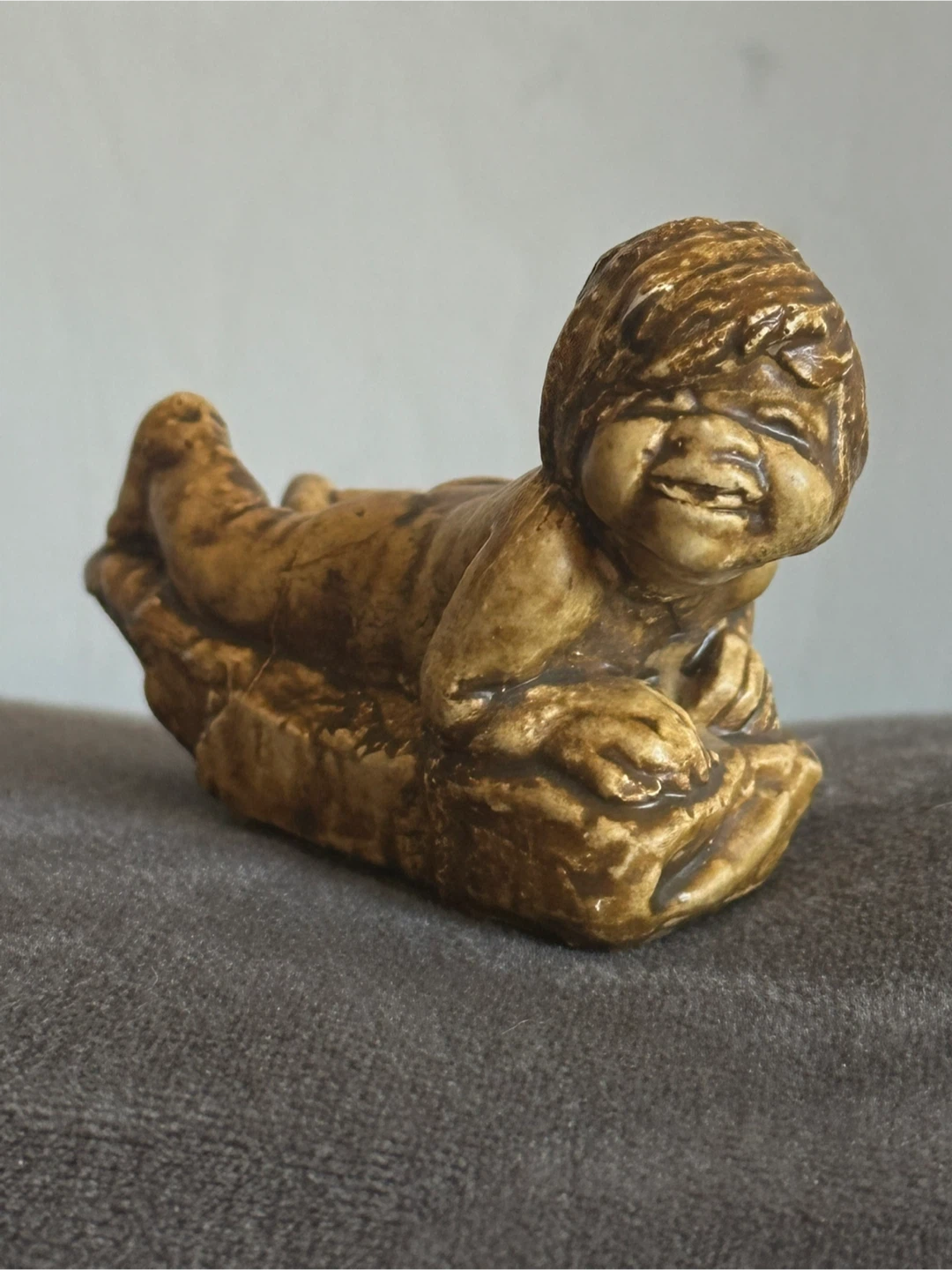 AUSTRALIAN  E&M PAT ELVINS Indigenous Baby Figure signed v