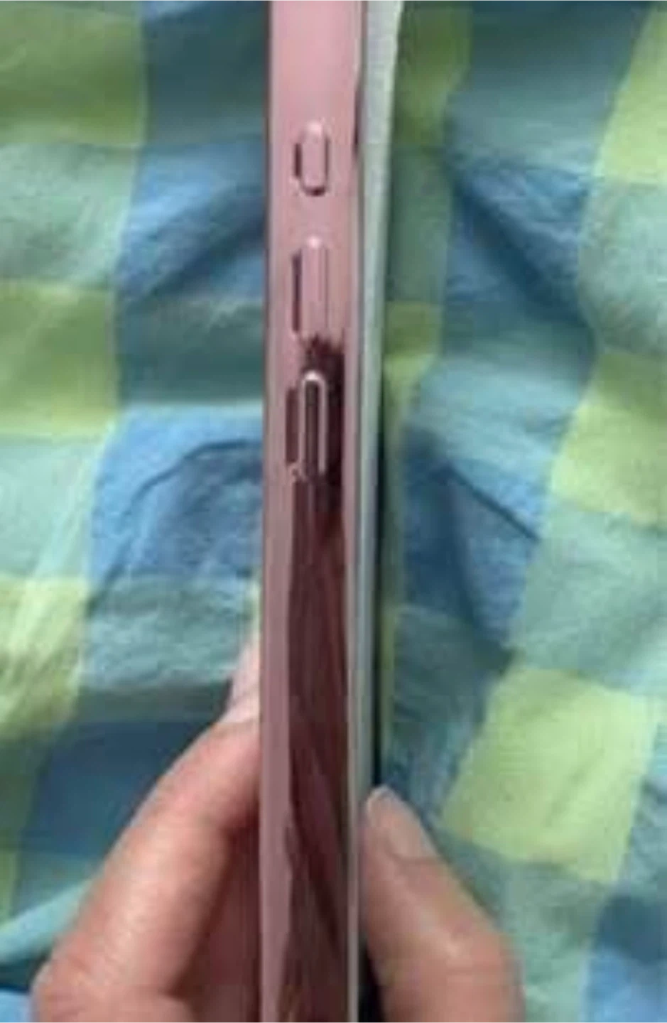 iPhone 16 phone case (New) (Free) - photo 2