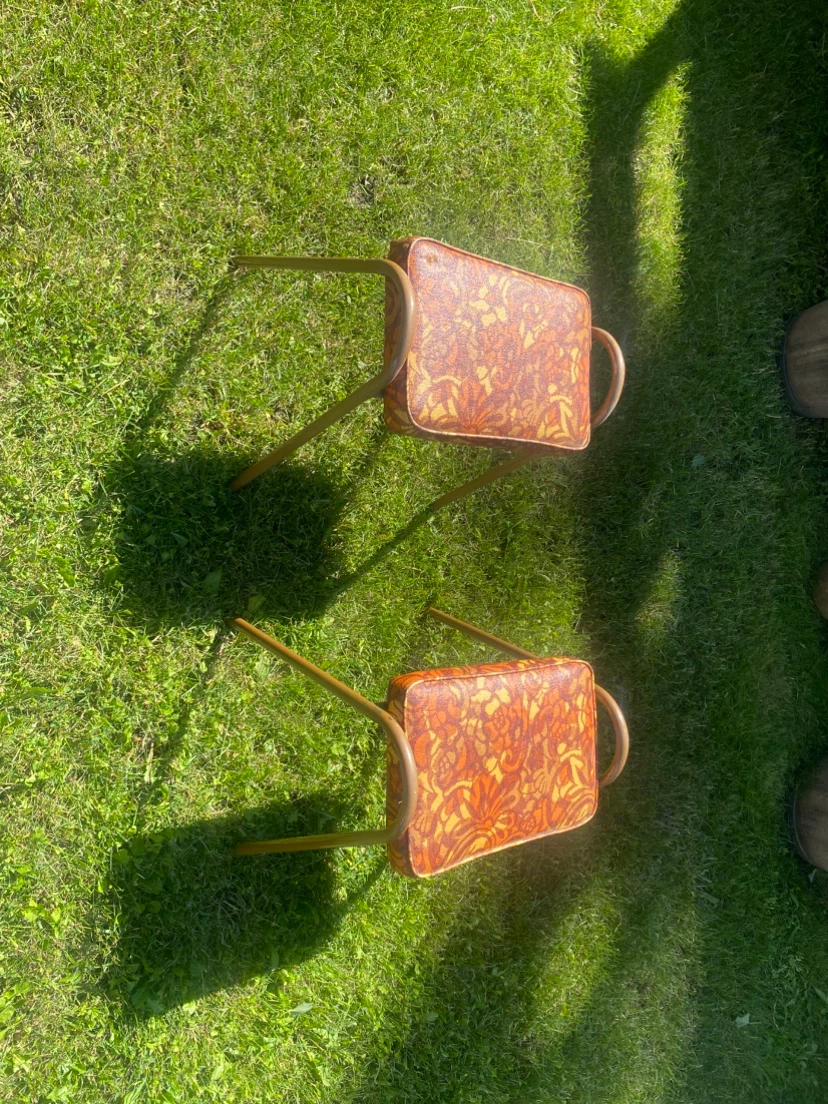 Vintage Stool Set - Retro Orange Floral Design - photo 2