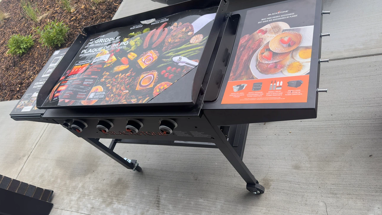Blackstone 36 inch Omnivore Griddle with Hood. BRAND NEW - photo 3