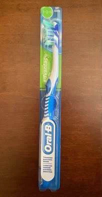 2 Oral-B toothbrushes and Sulcabrush (New) (All Free) - photo 2