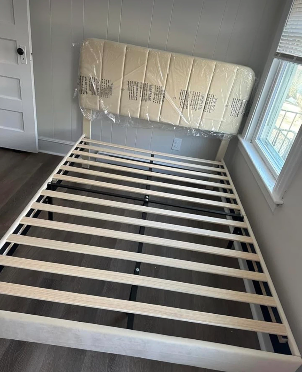 Twin size Bed Frame with Upholstered Adjustable Headboard - photo 3
