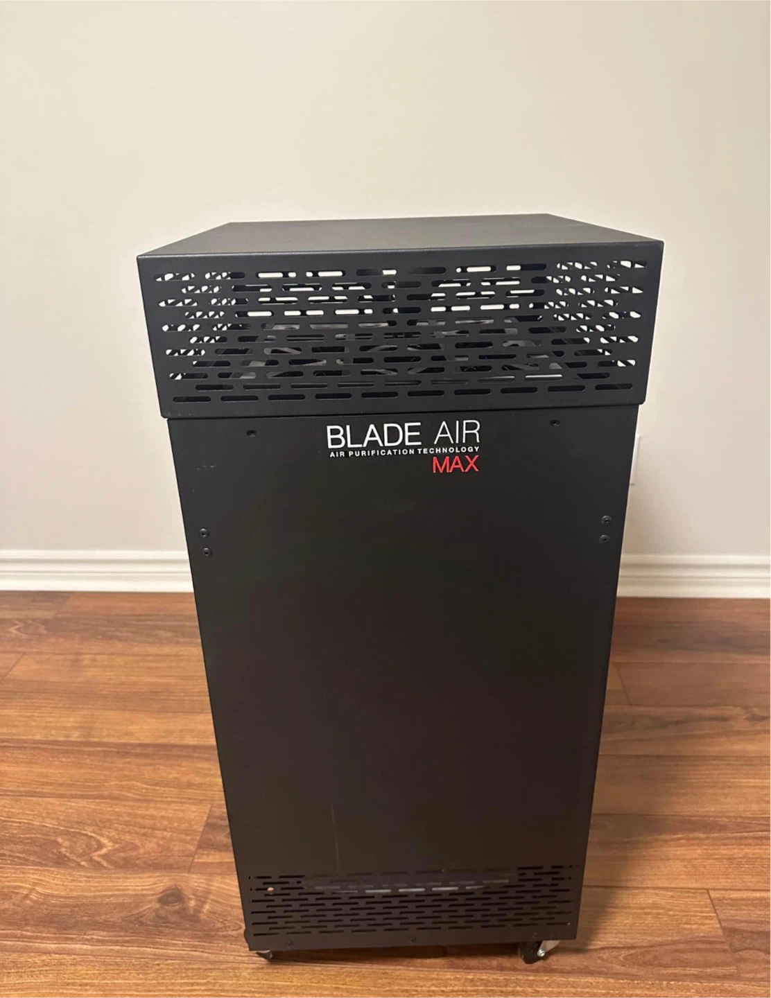 Blade Air HCFC-1 HEPA Air Purifier - photo 2