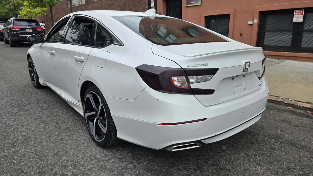 White Honda Accord Sedan - photo 3