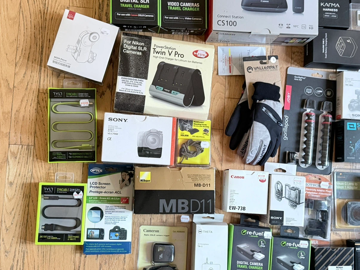Camera and photography accessories - photo 4