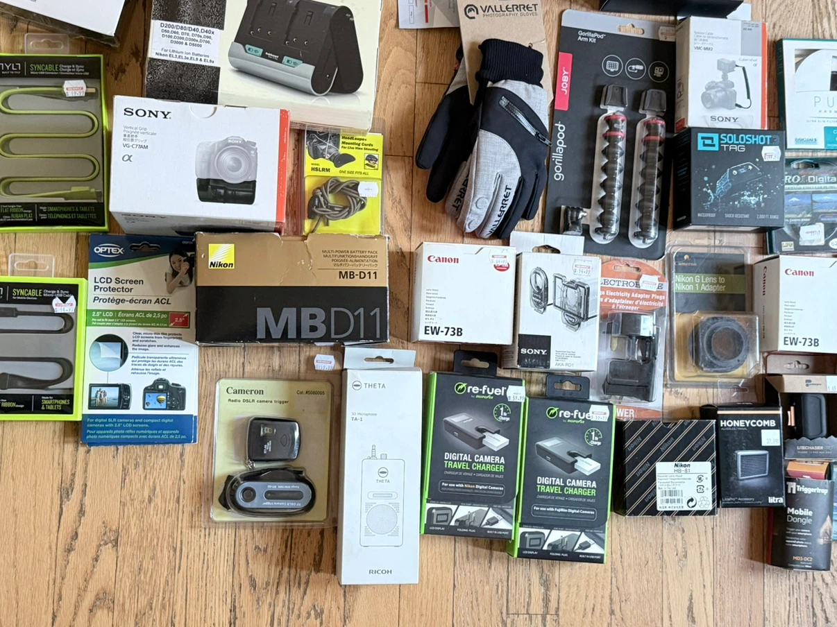 Camera and photography accessories - photo 5