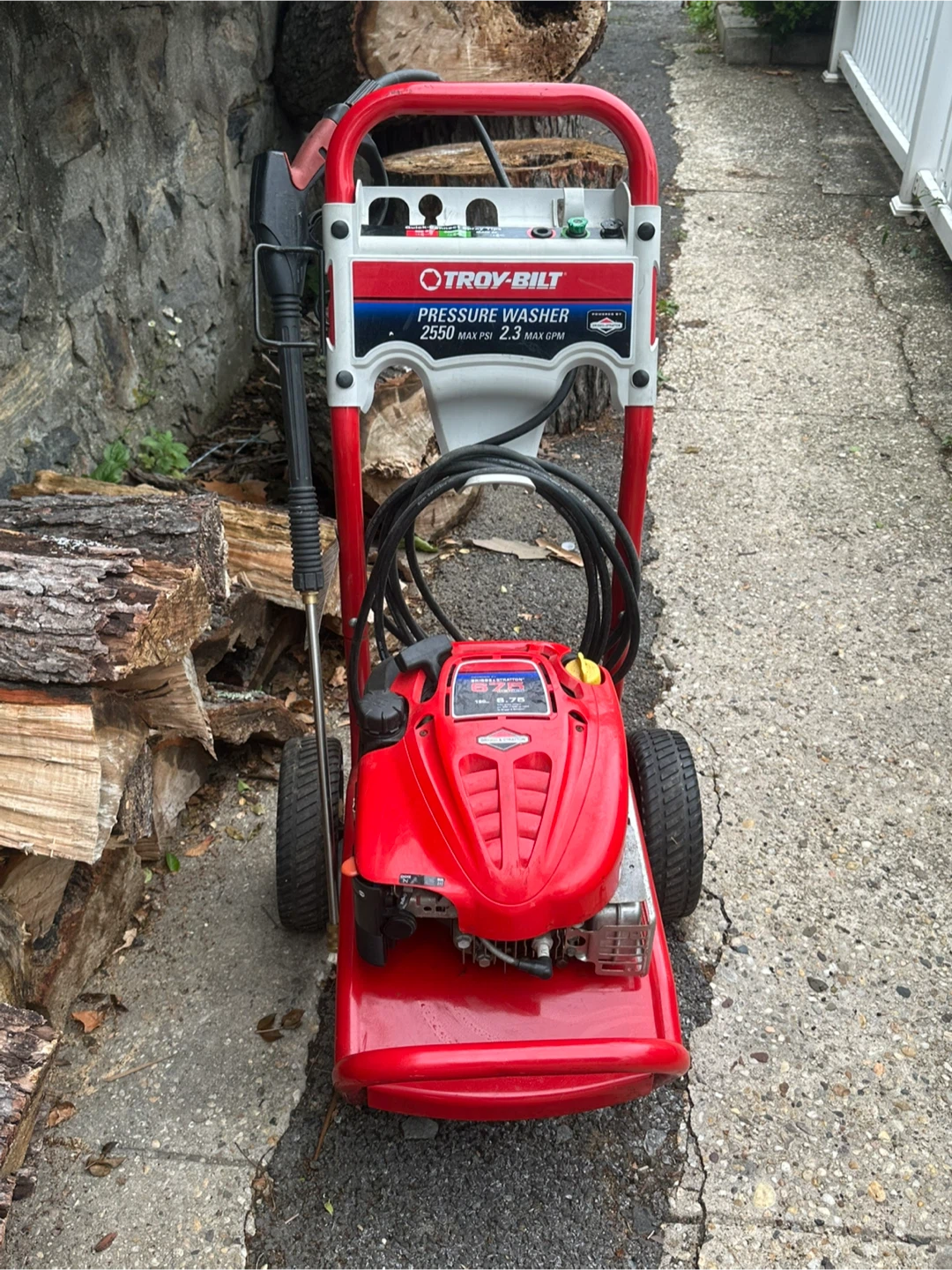 Troy-Bilt gas Pressure Washer 2550 PSI