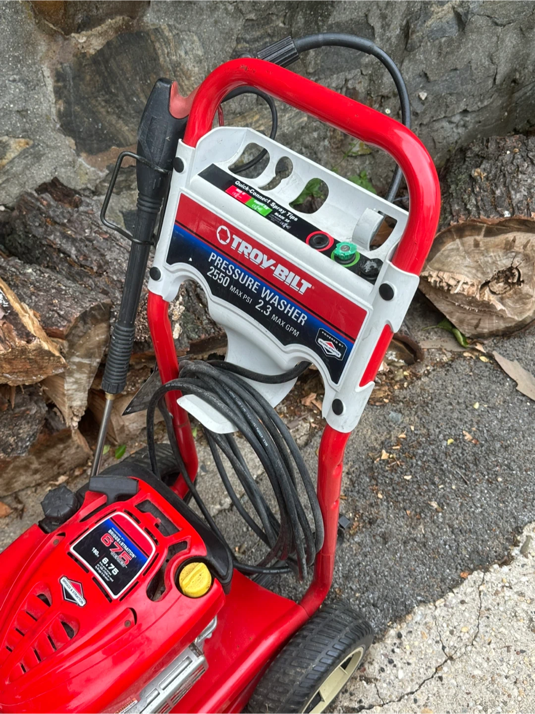 Troy-Bilt gas Pressure Washer 2550 PSI - photo 4