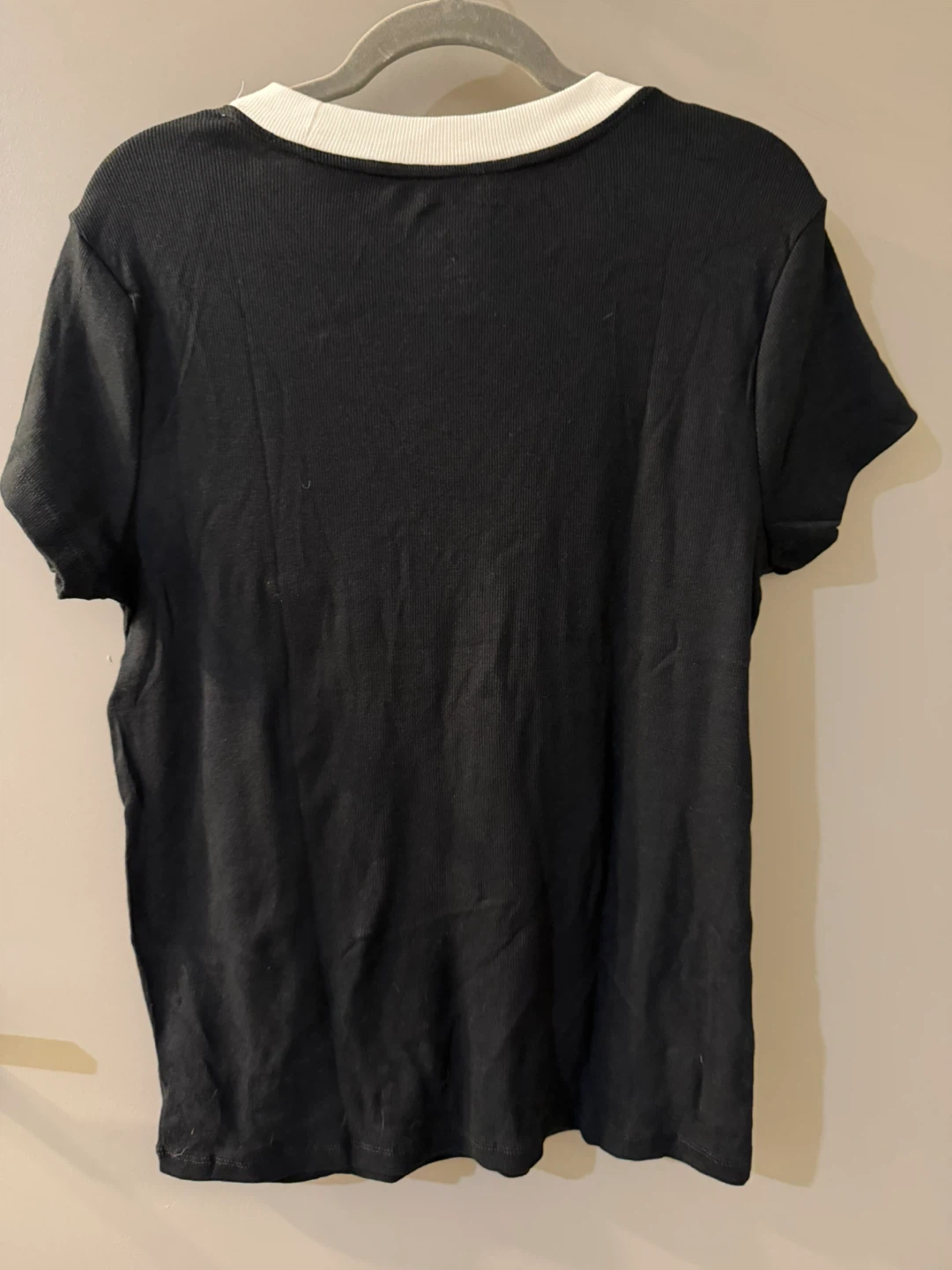 Large NWT! A New Day Black Ribbed T-Shirt with White Trim - photo 2