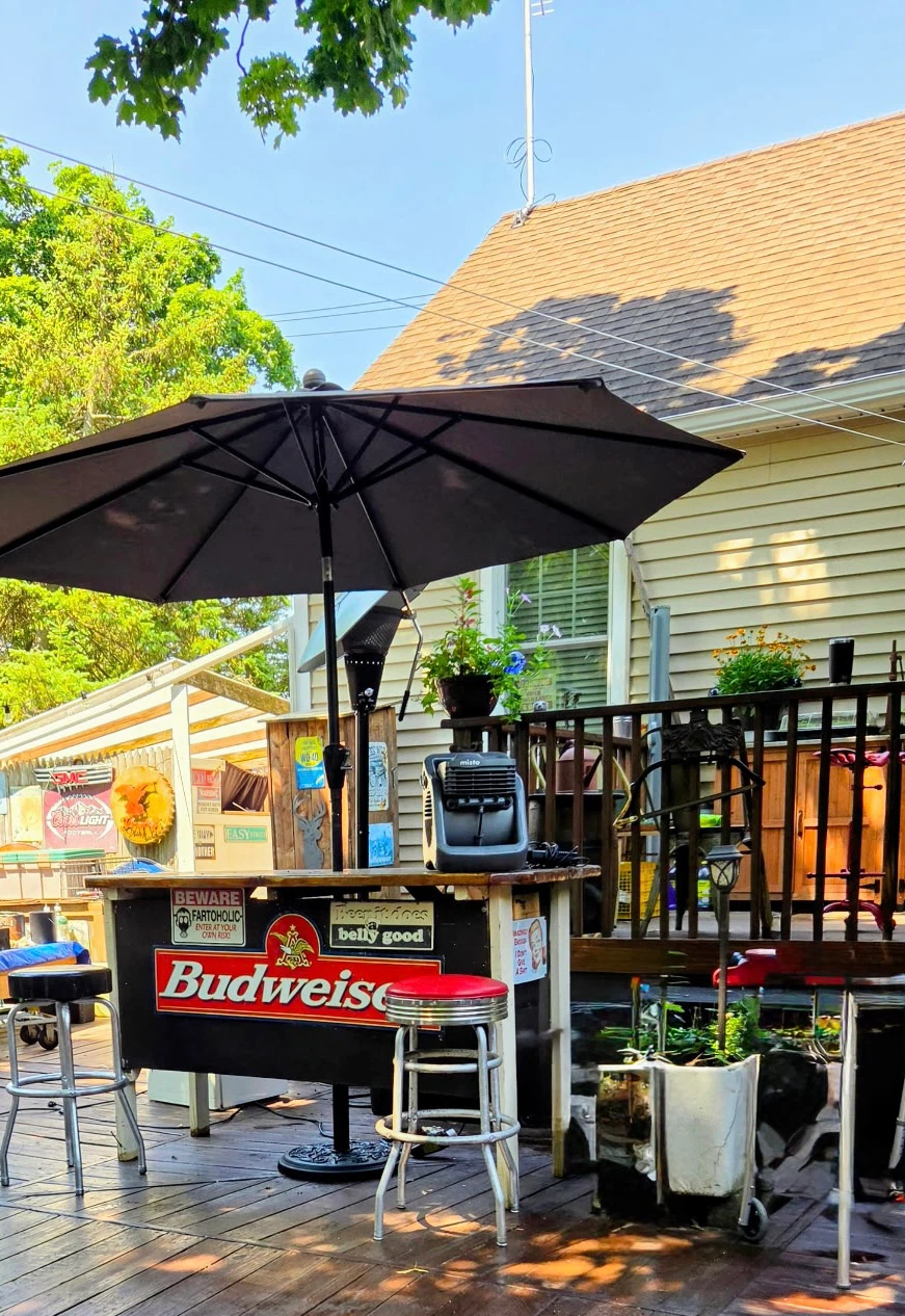Budweiser Bar with Stools