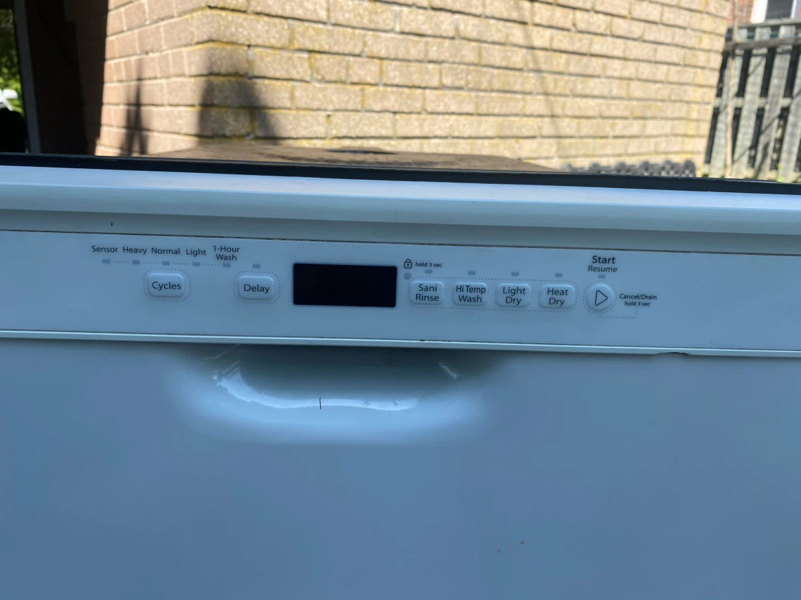 Whirlpool dishwasher, delivery - photo 3