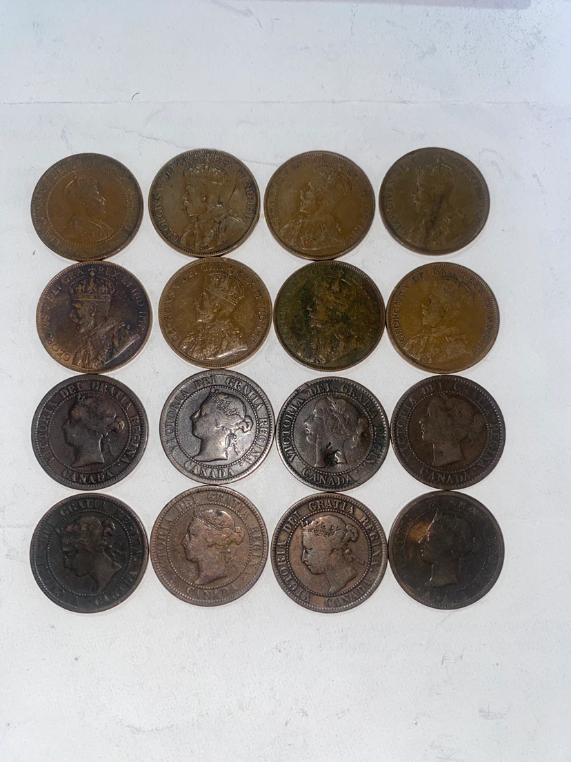 Collection of 16 Canadian One Cent Coins