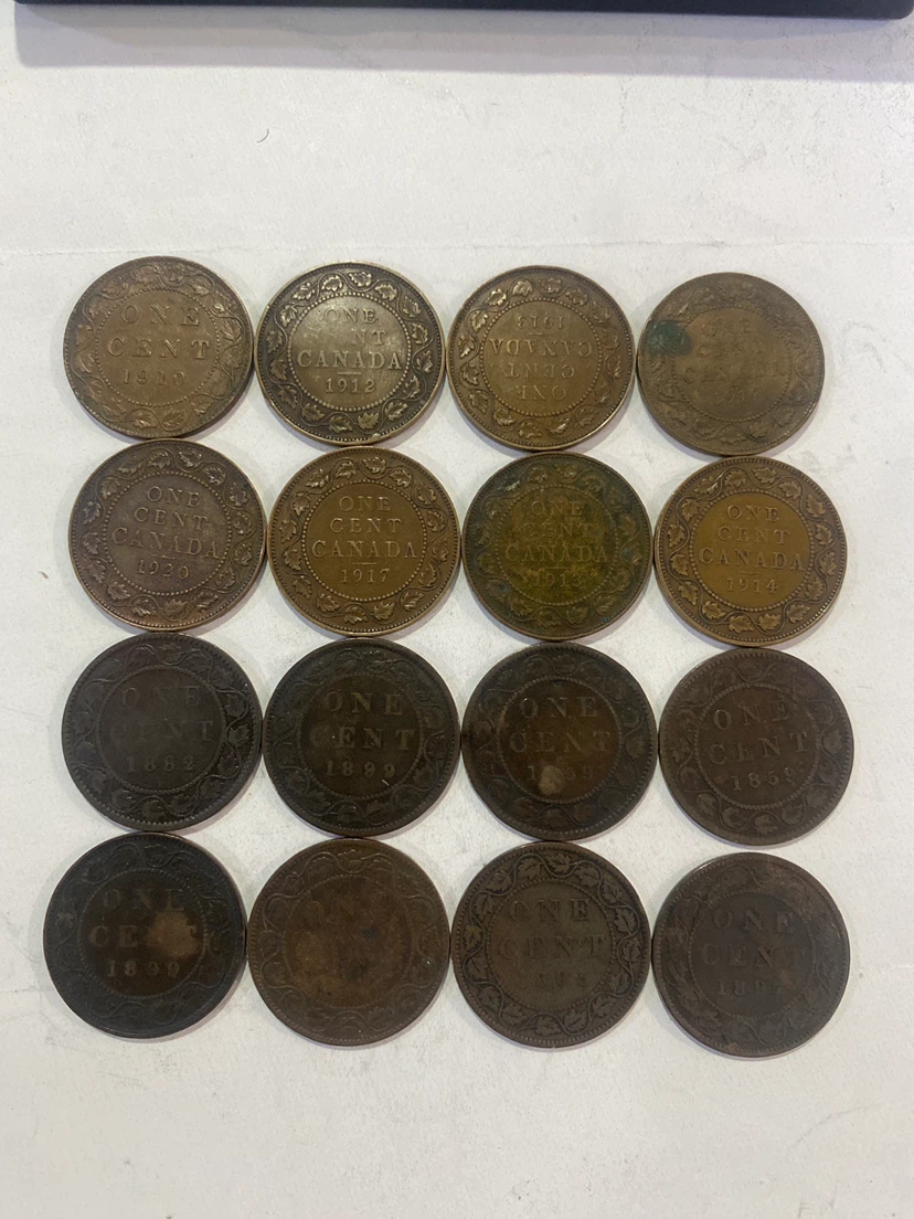 Collection of 16 Canadian One Cent Coins - photo 4