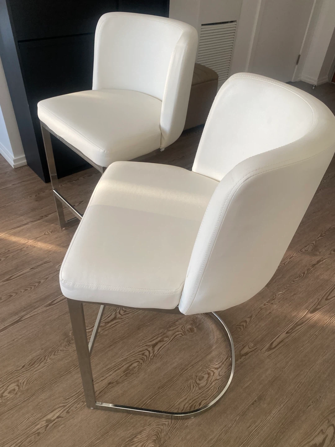 Wayfair Set of 2 White Bar Stools