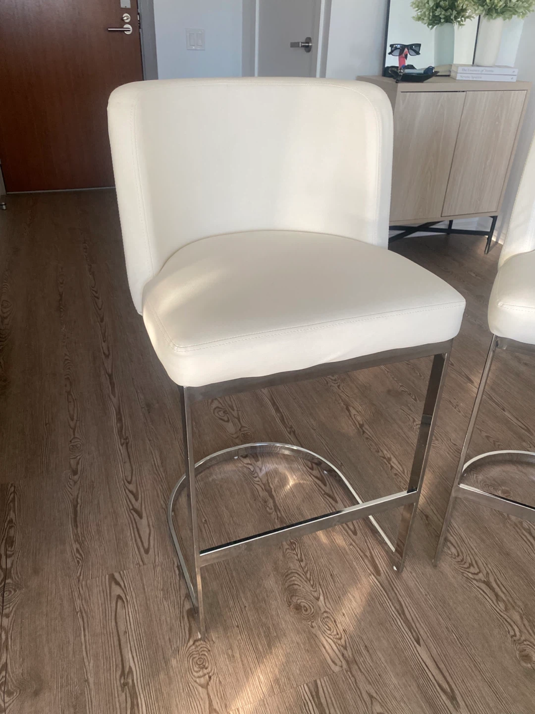 Wayfair Set of 2 White Bar Stools - photo 3