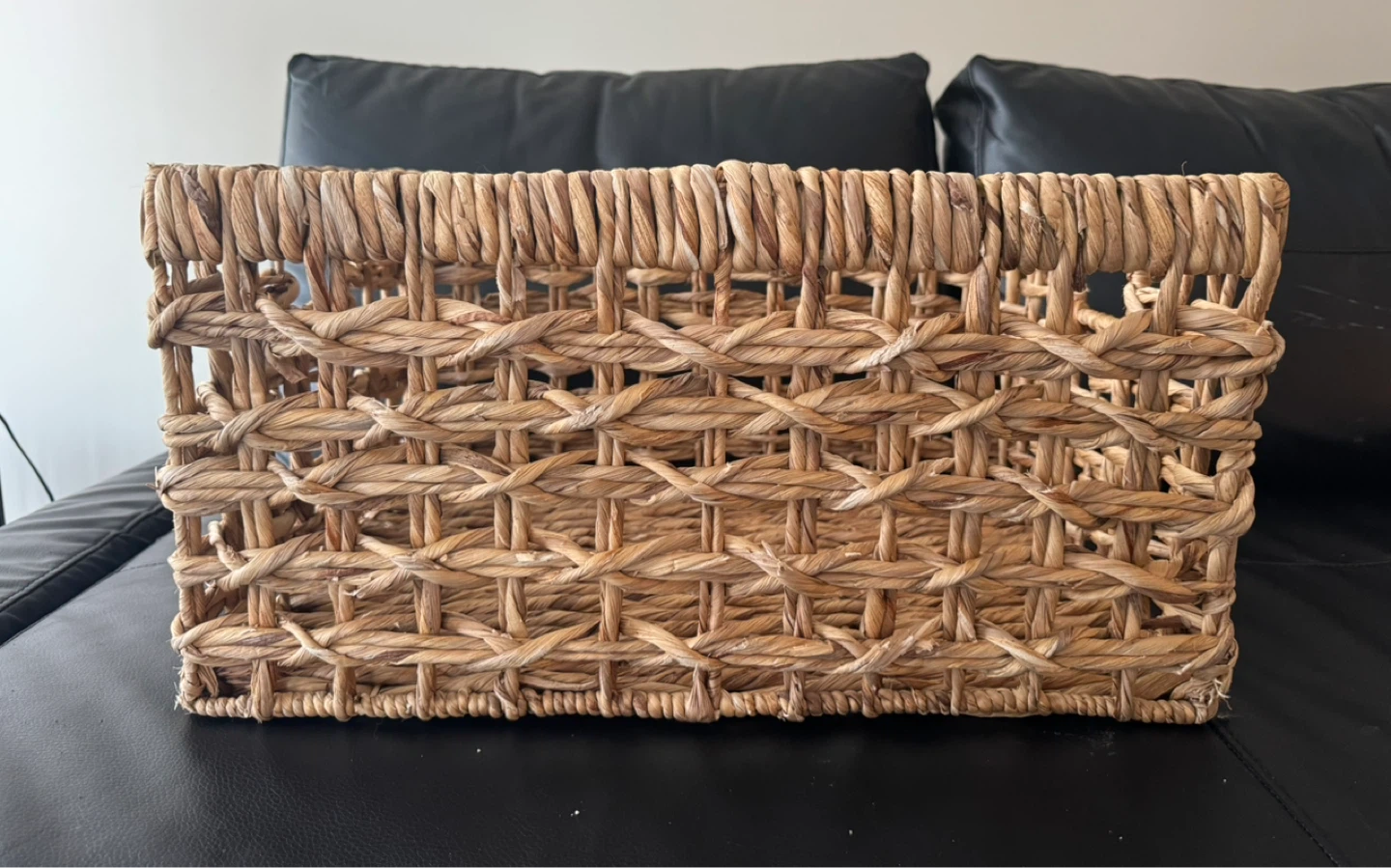 Large Woven Storage Basket – Natural Water Hyacinth - photo 3