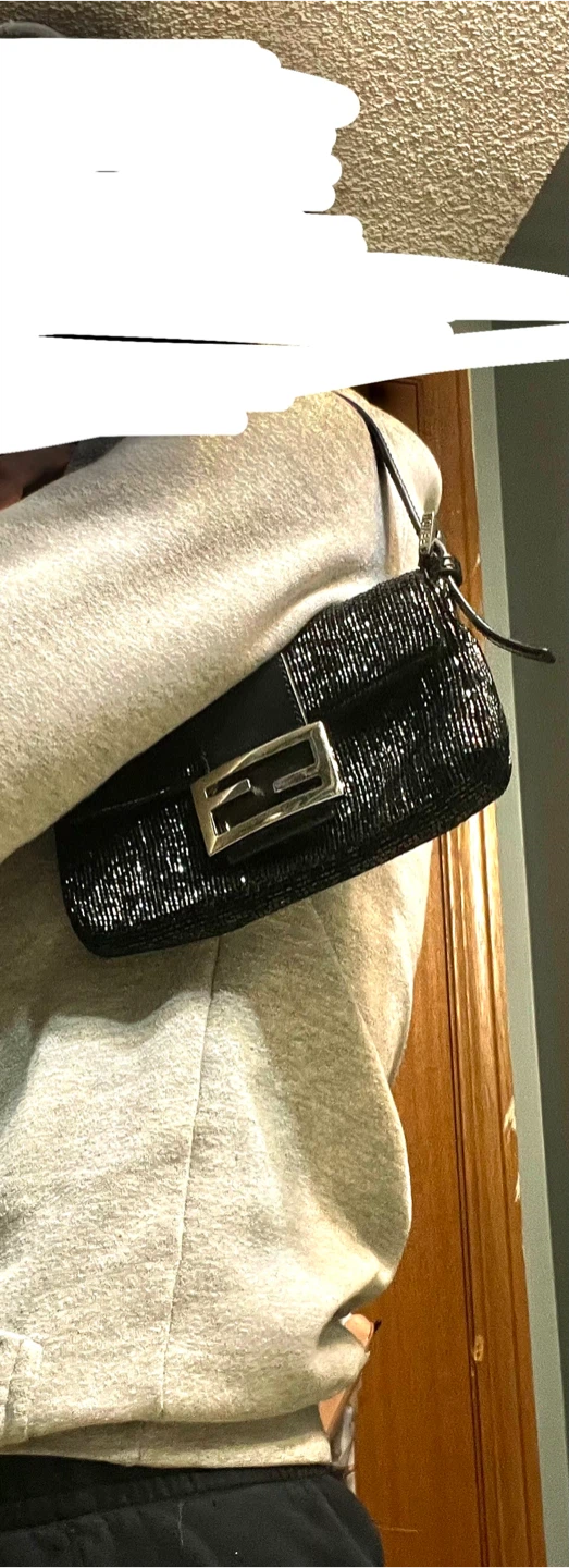 Fendi Black Beaded Baguette Bag - photo 5