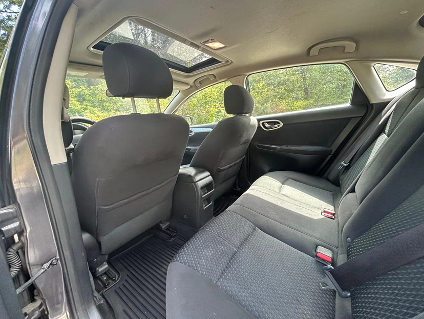2013 Nissan Sentra SR - photo 5