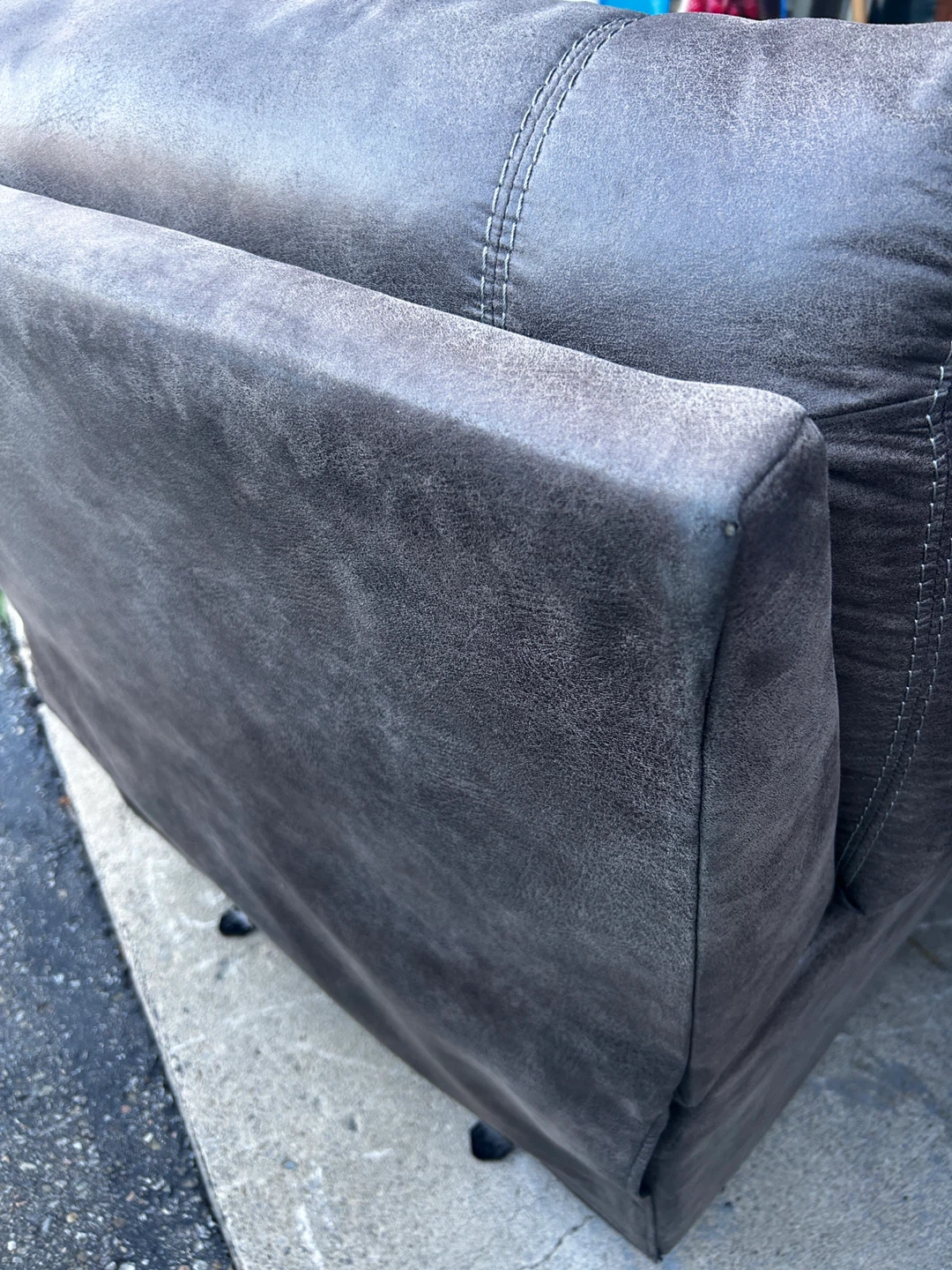 Brown Recliner Chair - photo 4