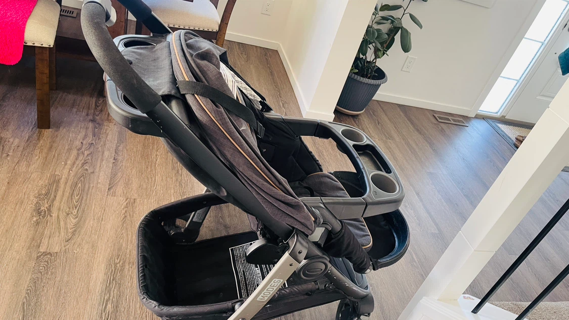 Graco Modes Travel System Stroller– Good Condition - photo 4