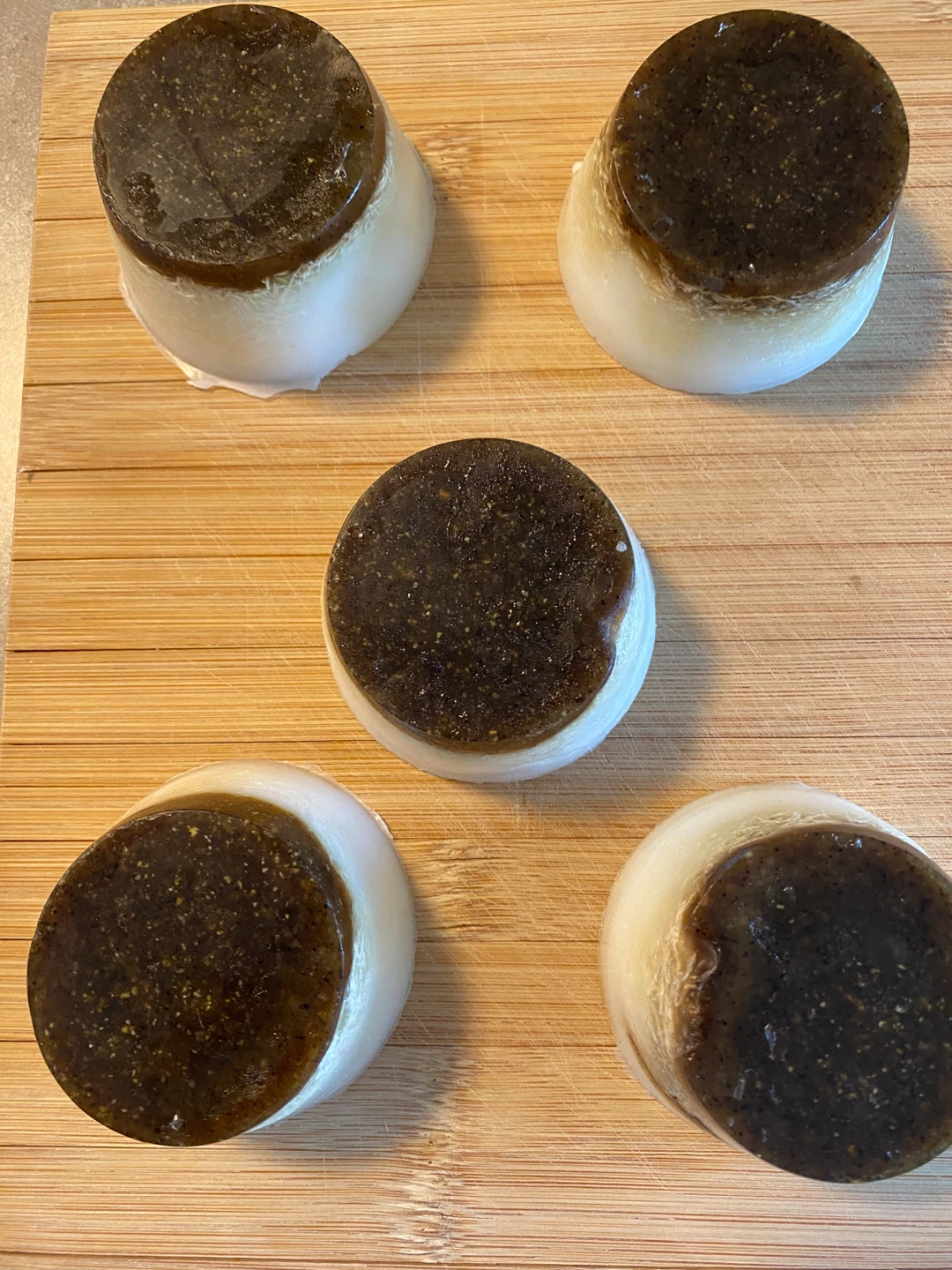 Homemade Exfoliating Soap with natural Ingredients & loofah
