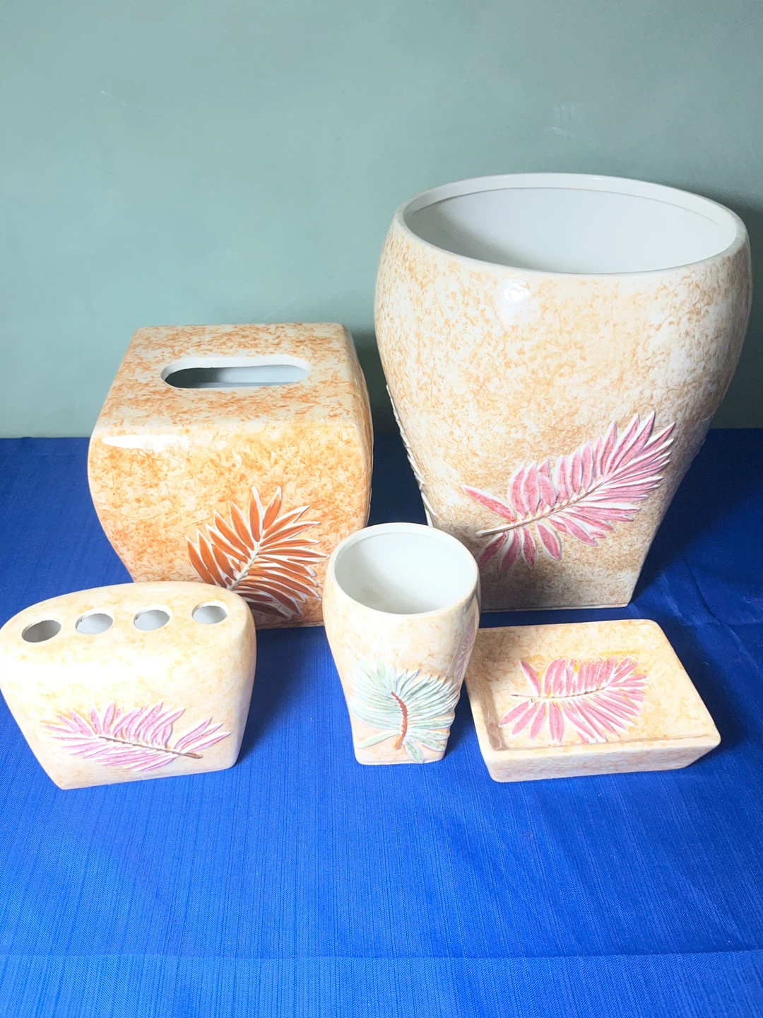 Coastal/Tropical 5-Piece Matching Ceramic Bathroom Set - MINT - photo 2