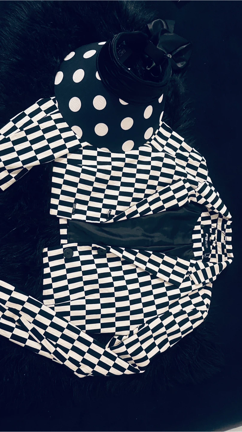 Checkerboard Cropped Blazer
