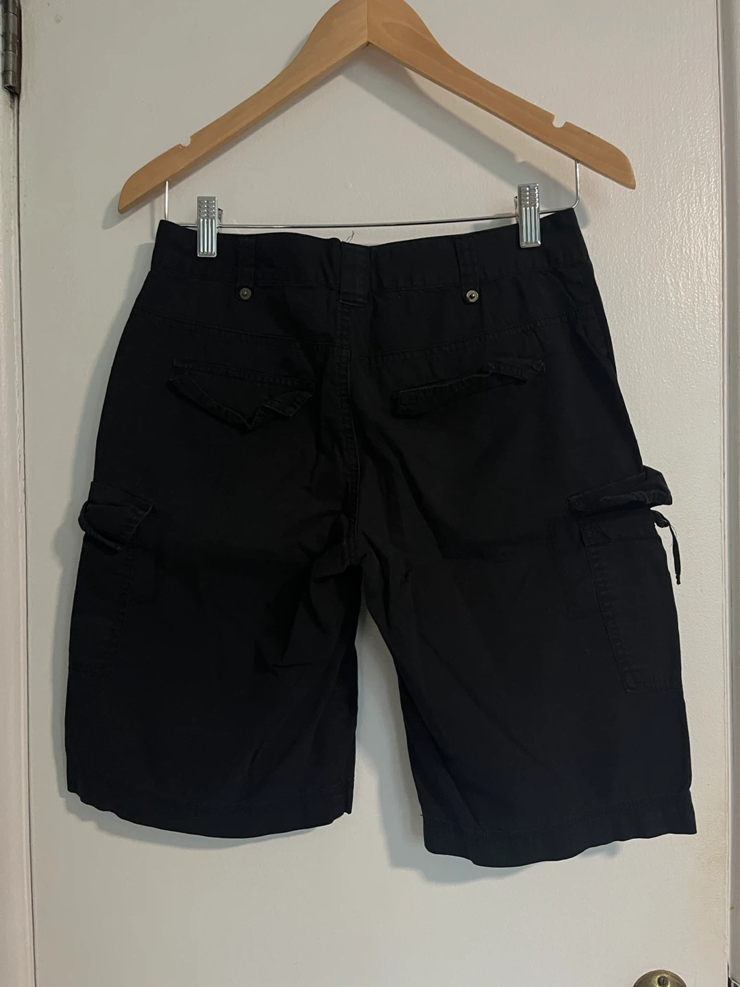 Black Cargo Shorts - Size 3/4 - photo 2