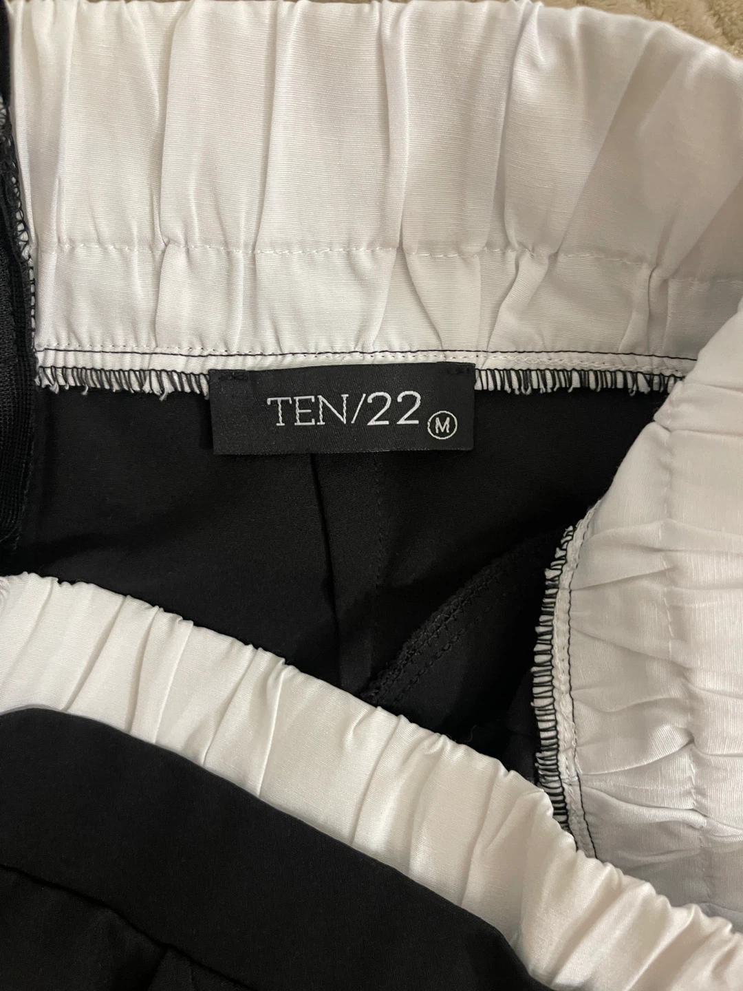 TEN/22 Black Wide-Leg Pants with White Stripe - Size M - photo 5