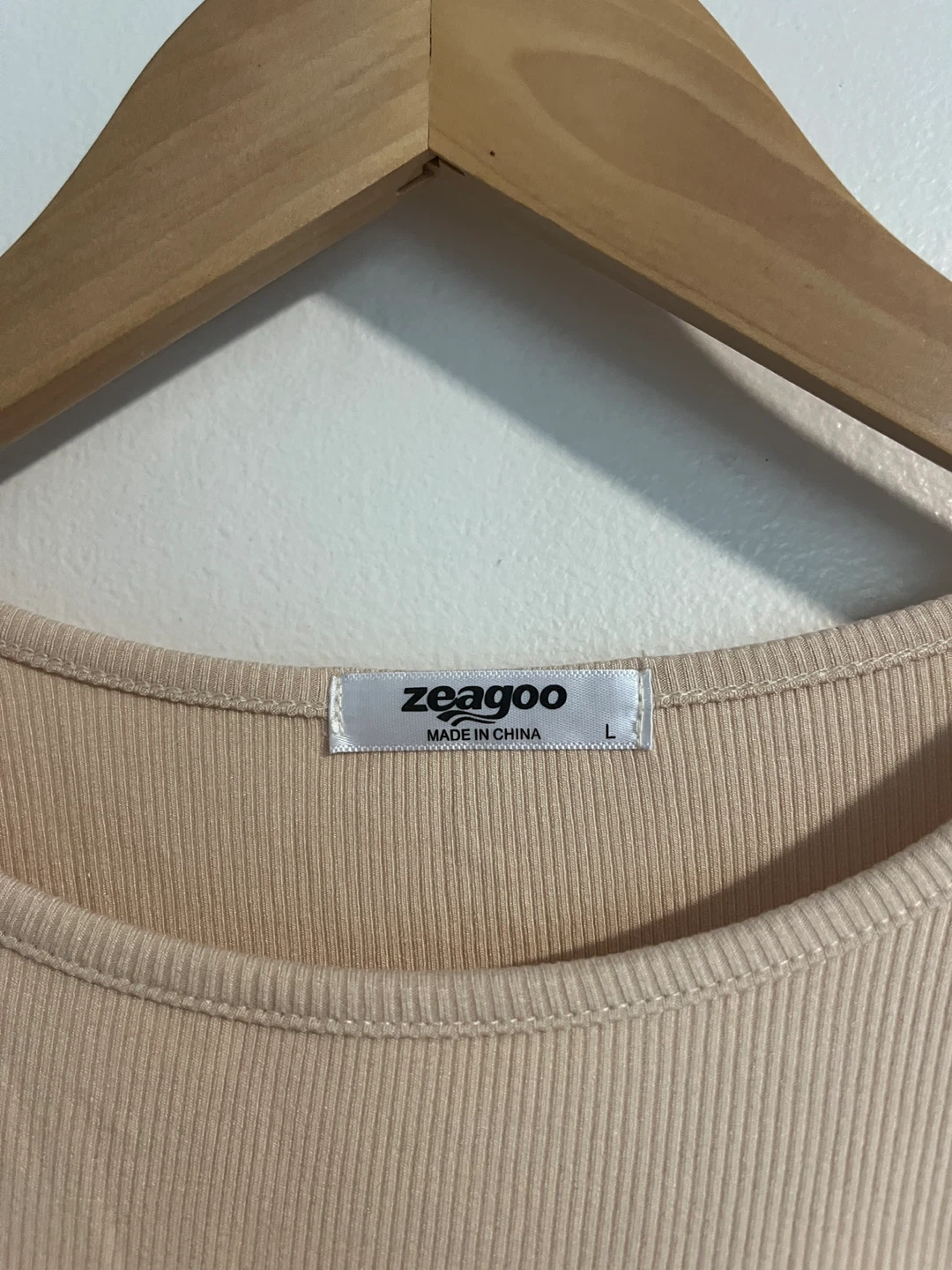 Ribbed long sleeve tops - women’s L - photo 4
