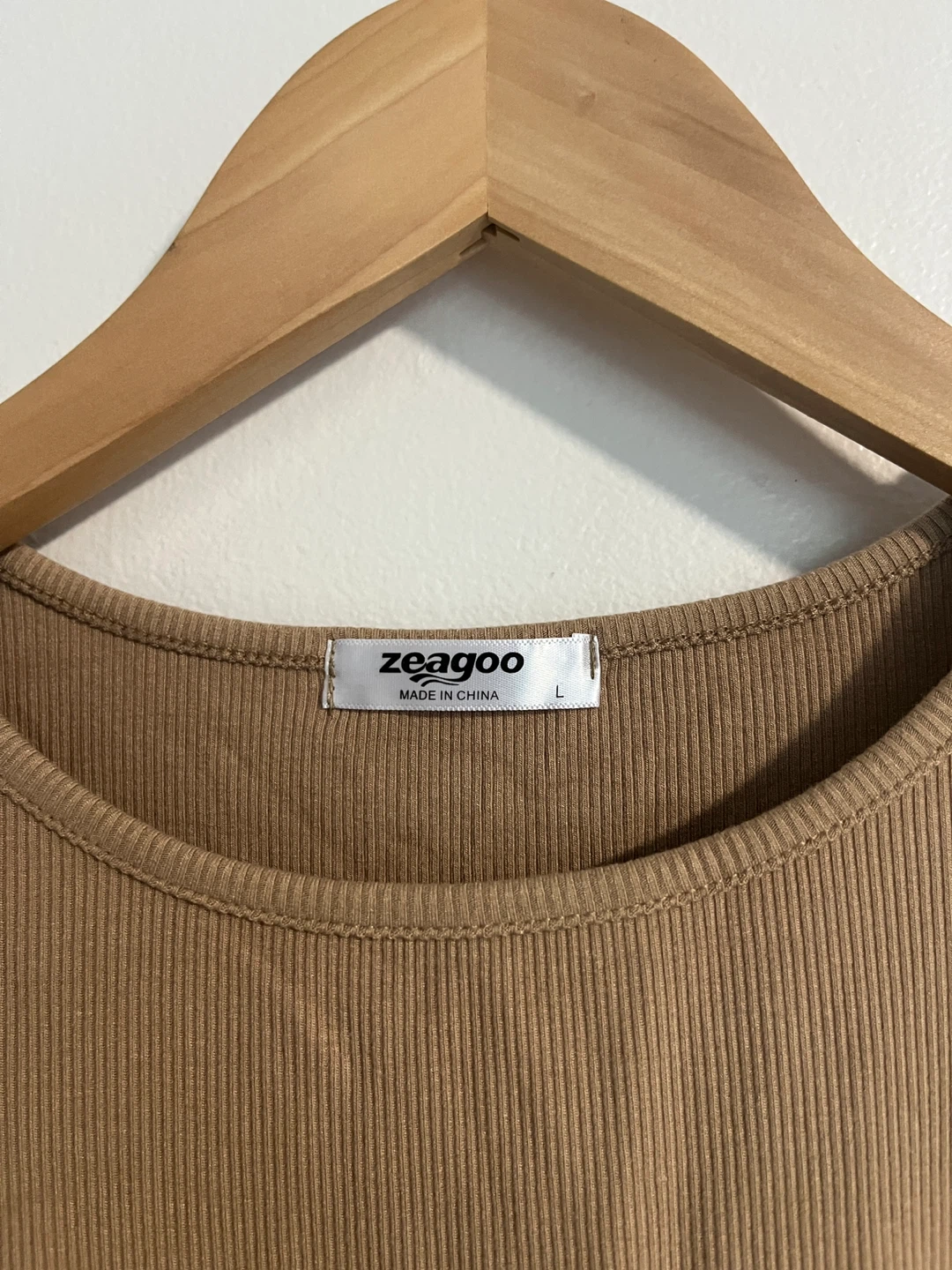 Ribbed long sleeve tops - women’s L - photo 2