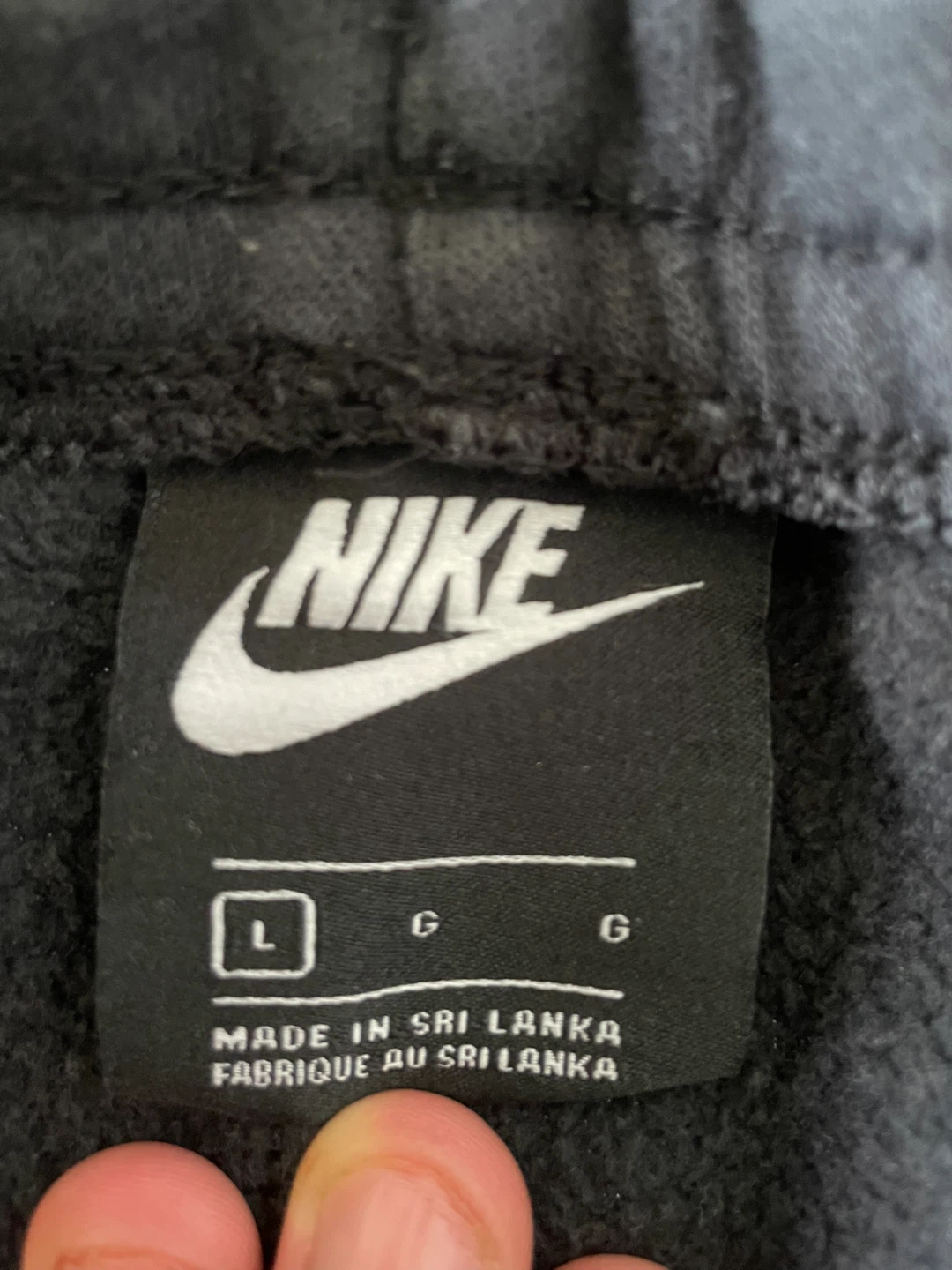Nike Joggers Size L - photo 2