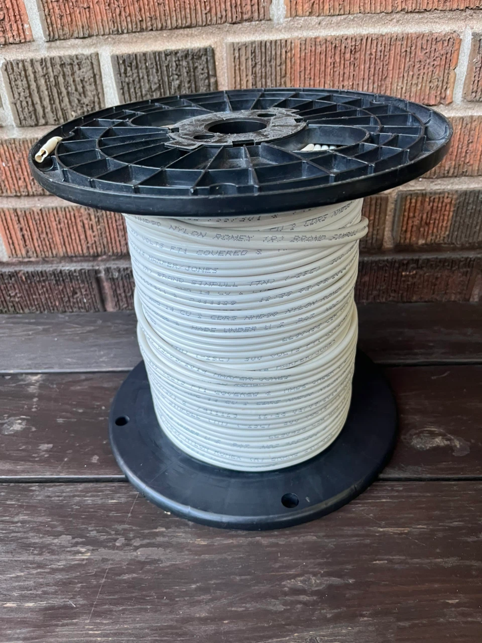 Romex SIMpull 14/2 NMD90 Copper Electrical Wire – 240 ft
