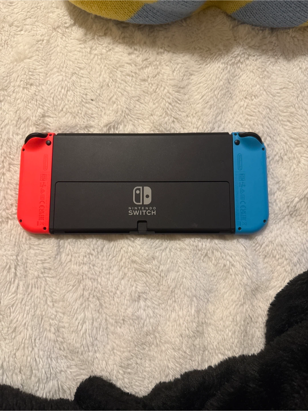 Nintendo Switch OLED - photo 2