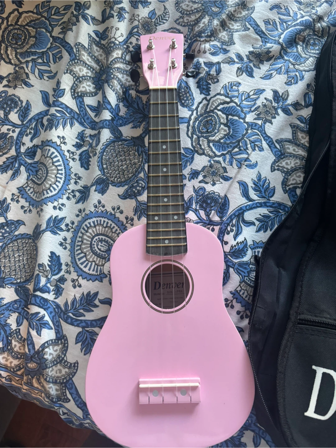 Denver Pink Ukulele