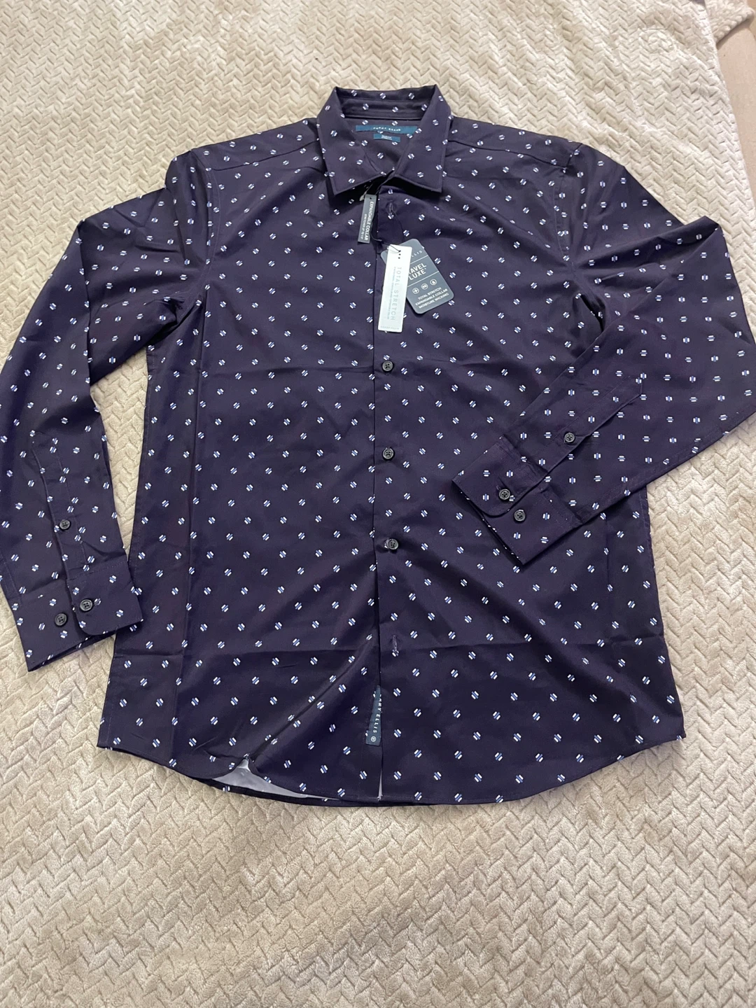 Perry Ellis Men's Slim Fit Stretch Dress Shirt - Medium