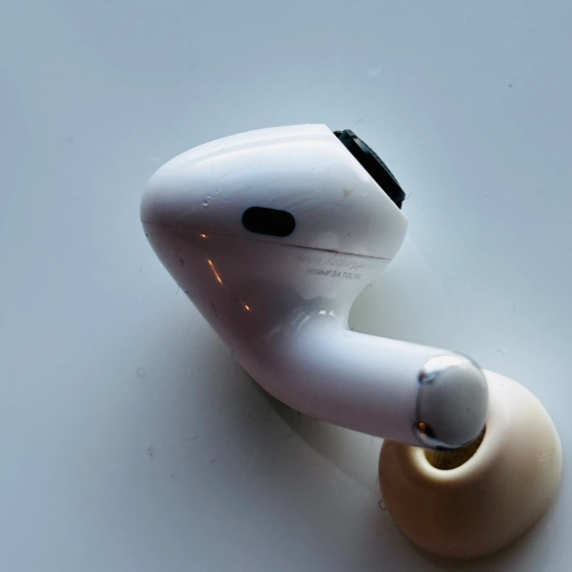 Apple AirPods Pro 1 - Left (A2084) - photo 3