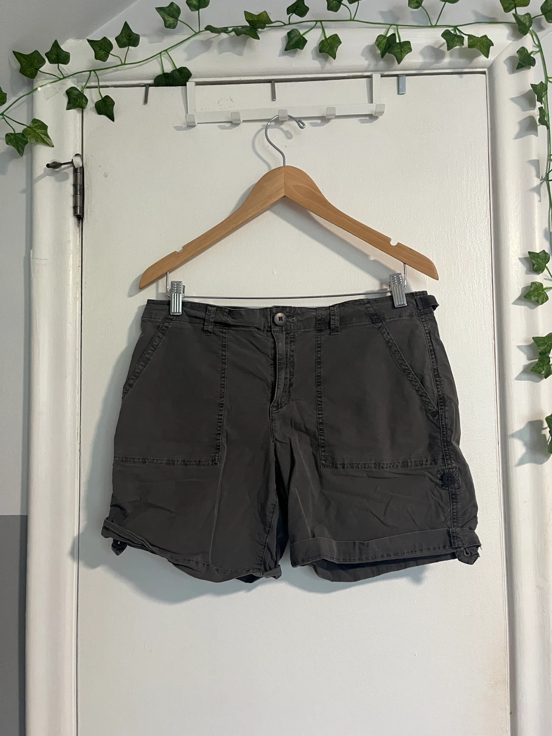 Grey Cargo Shorts - Waist 29