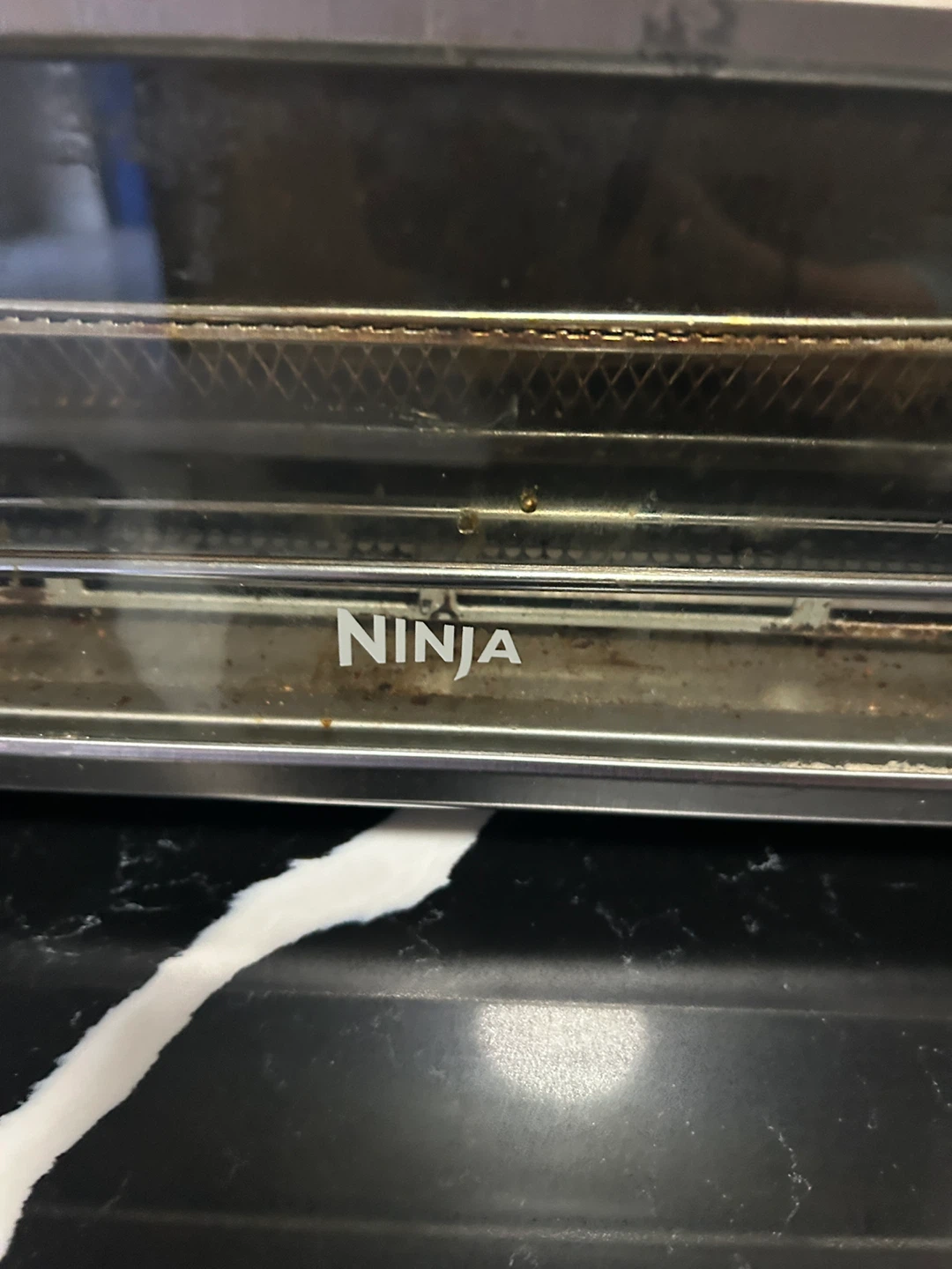 Ninja 8-in-1 Digital Air Fryer Toaster Oven - photo 2