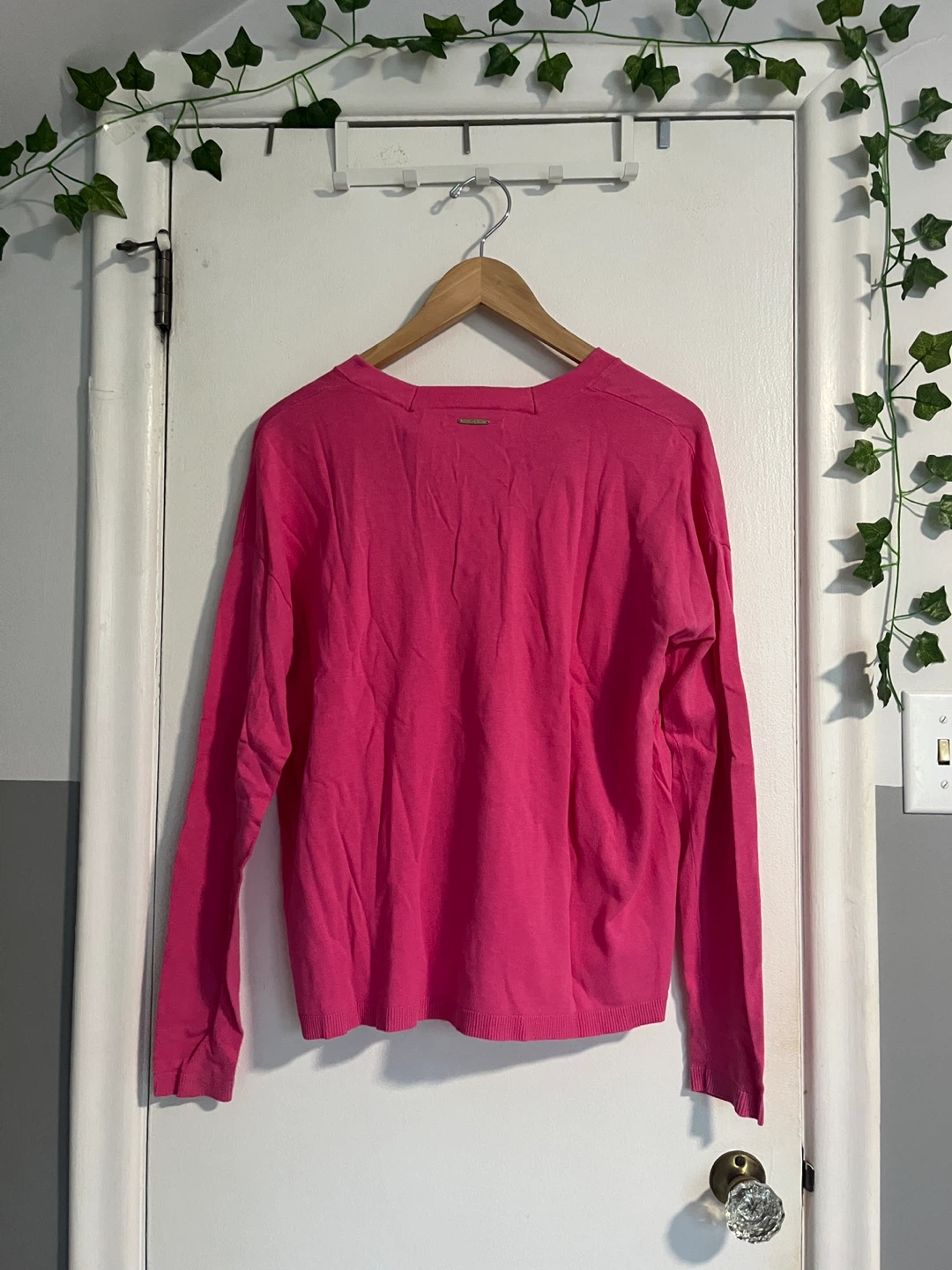 Pink V-Neck Sweater - Medium - photo 2
