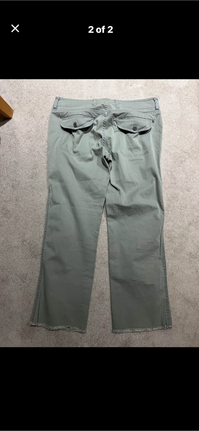 Women's Green Cargo Pants - photo 2