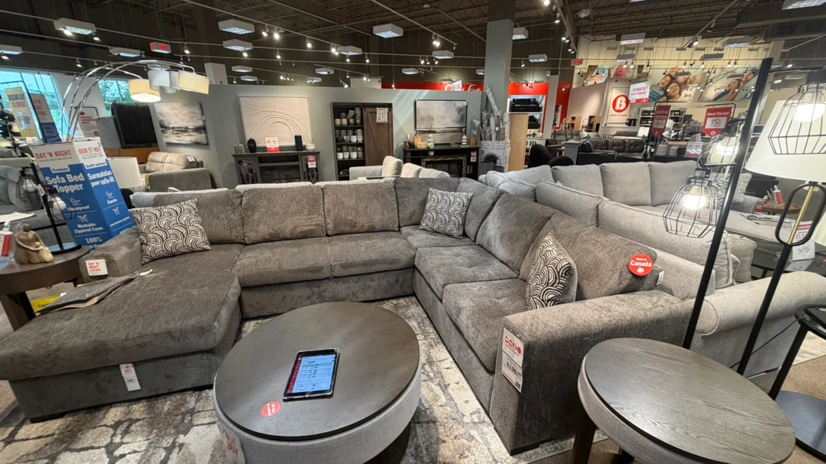 Grey Sectional Sofa Excellent Condition – Smoke & Pet Free Home - photo 3