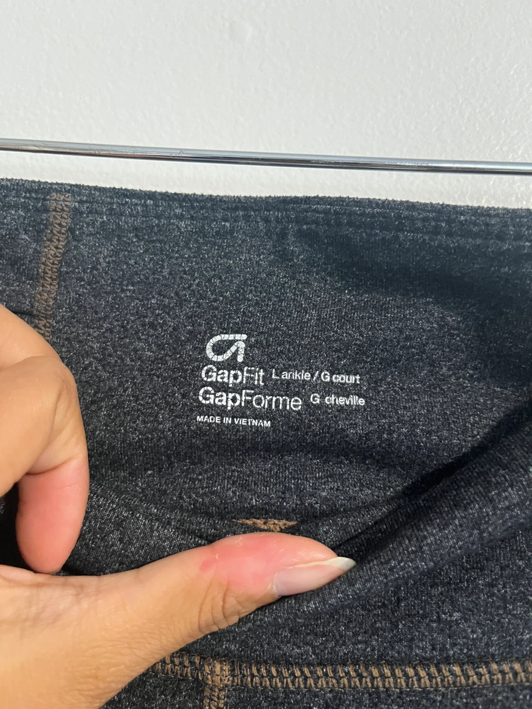 GapFit Bootcut Yoga Pants - L - photo 3