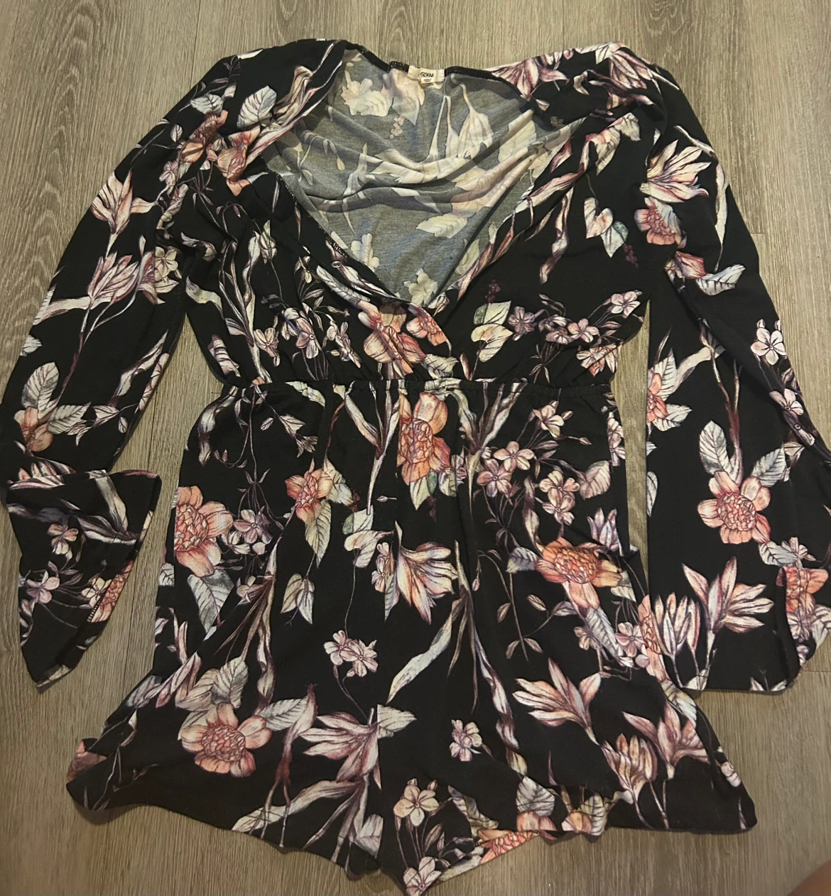 Romper Black Floral Long Sleeve