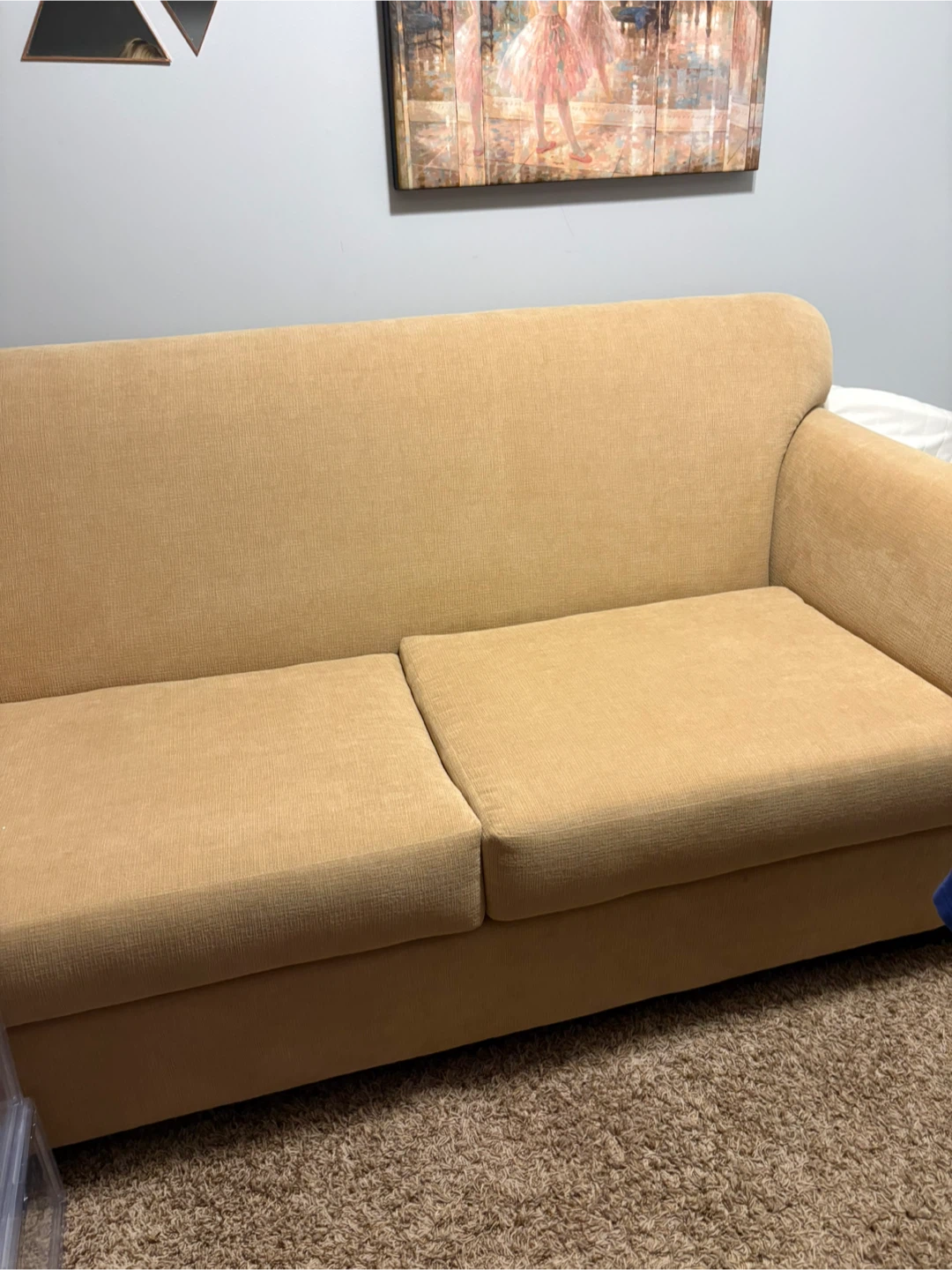 Couch - photo 2