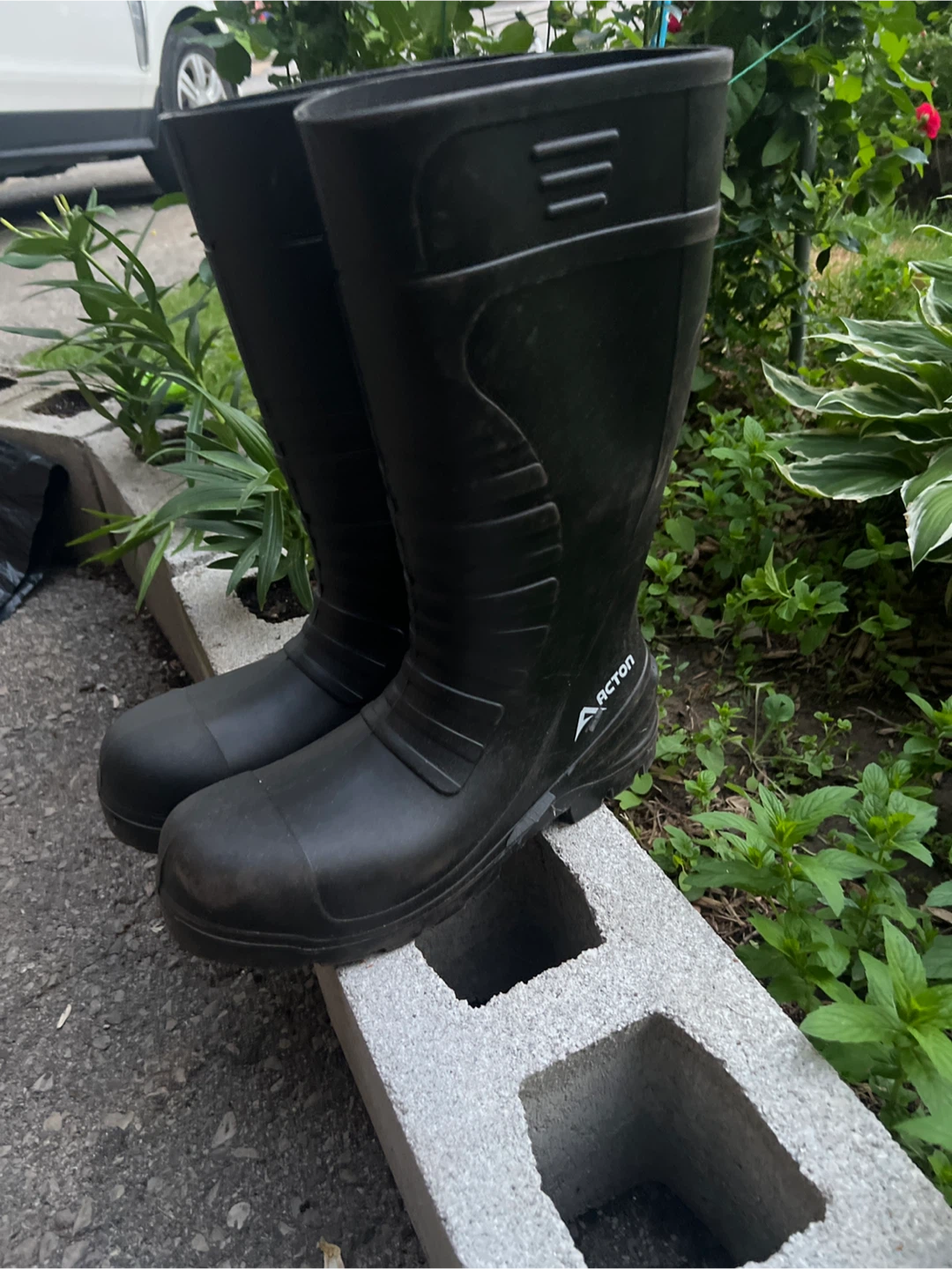 Acton Black Rubber Work Boots - photo 3