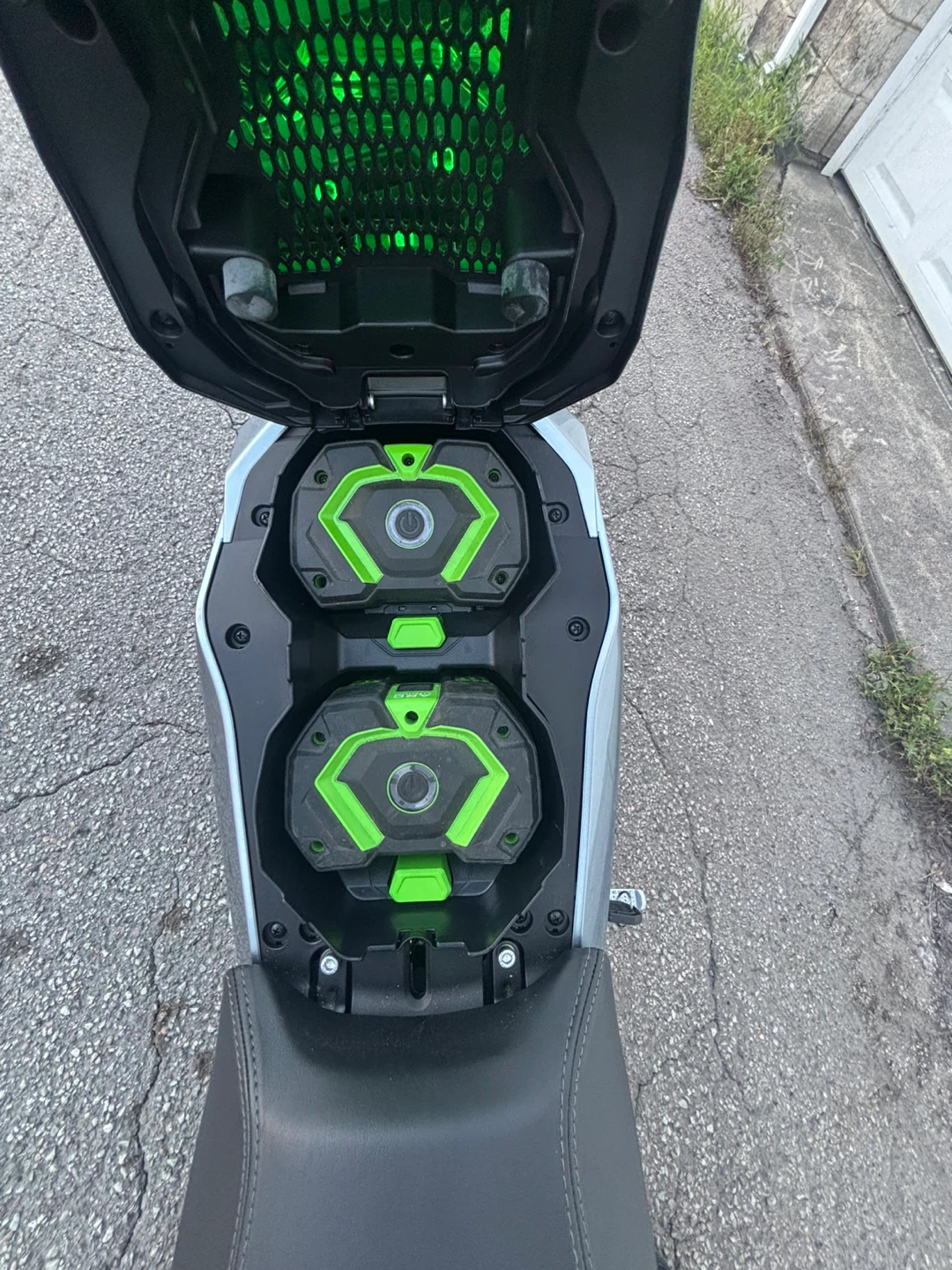 EGO Electric Motorcycle with Dual Batteries - photo 5
