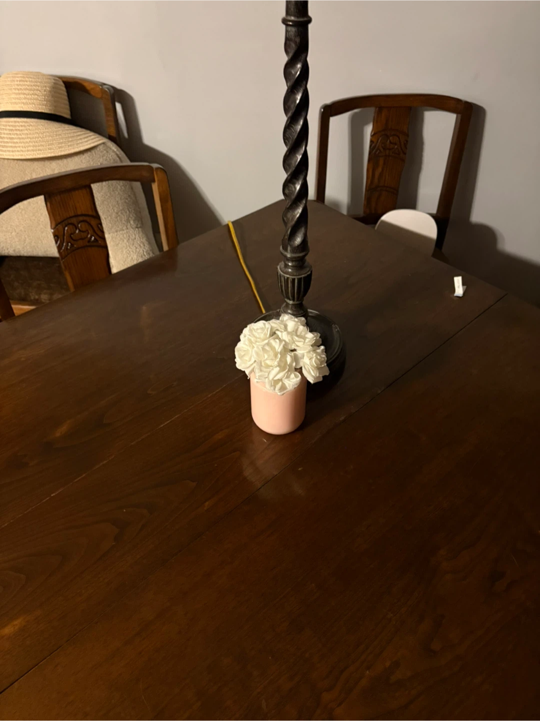 Antique table beautifully cared for - photo 2